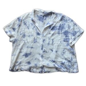 Madewell Blue and White Button Down Shirt